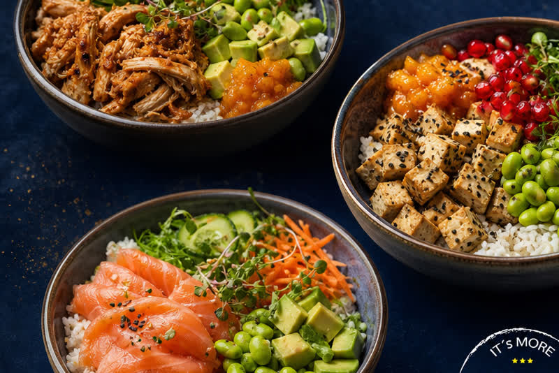 Frische hausgemachte Bowls vom Mittagstisch, Symbolbild